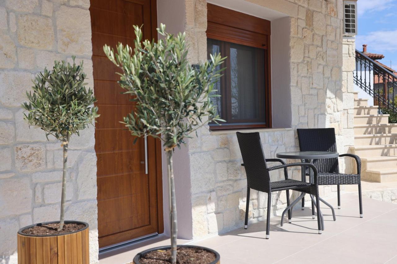 شقة Eva'S House أفيتوس المظهر الخارجي الصورة
